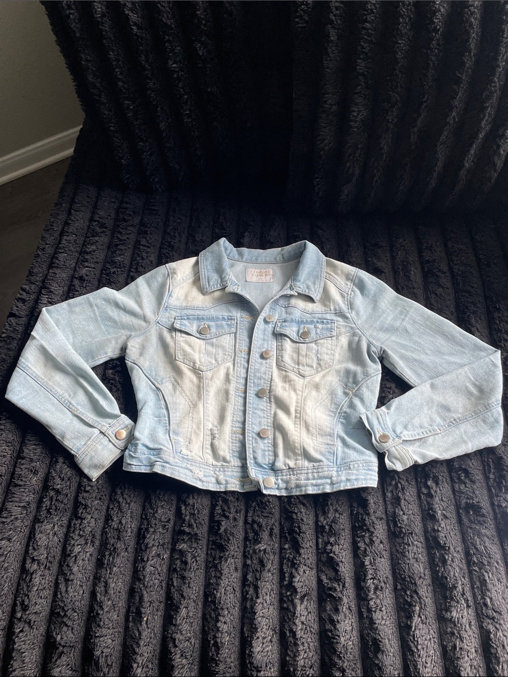 Tinseltown Light Wash Denim Jacket
